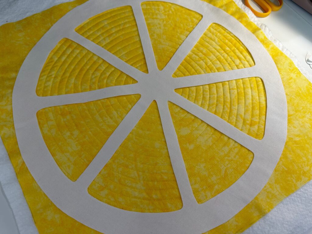center pith on placemat